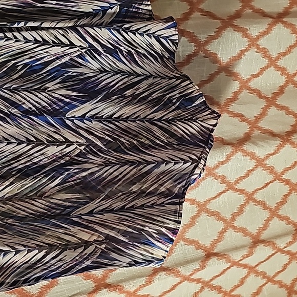 Banana Republic 3/4 Sleeve Blouse - Picture 3 of 5